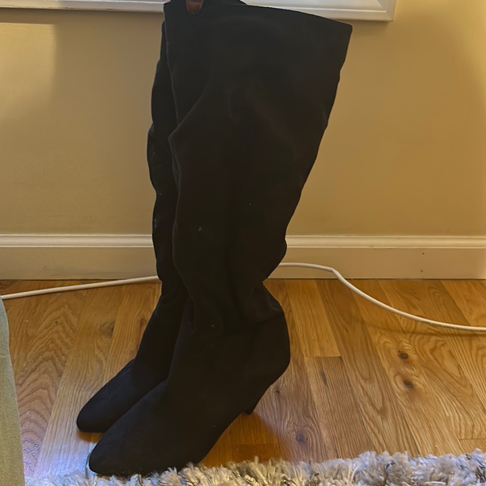 These are black boots, the are from express. Worn 1 time